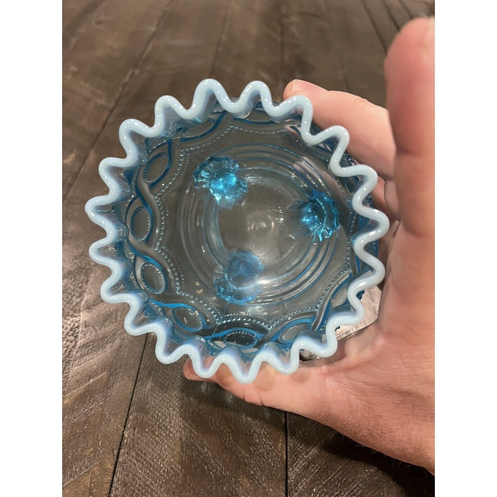 Northwood 3 Footed Glass Beaded Cable Rosebowl Light Blue Opal Crimped - Picture 5 of 6